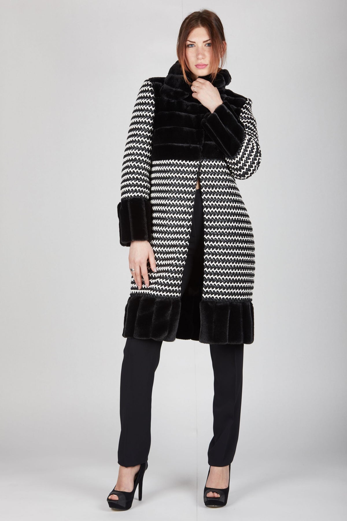 Cappotto eco pelle con finiture eco fur