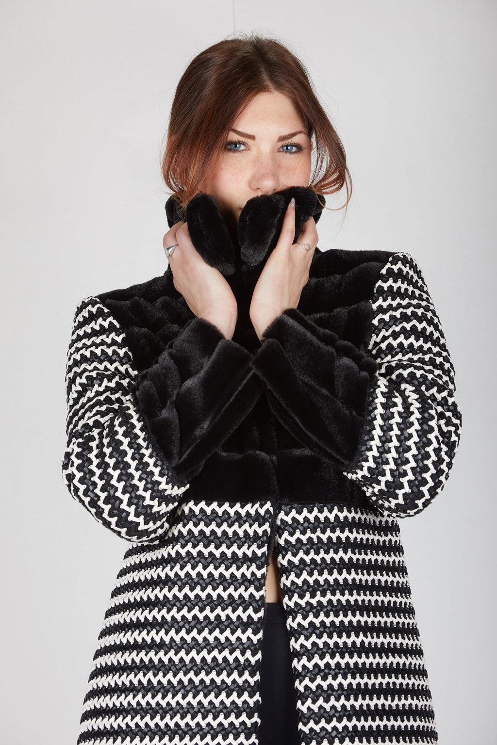 Cappotto eco pelle con finiture eco fur