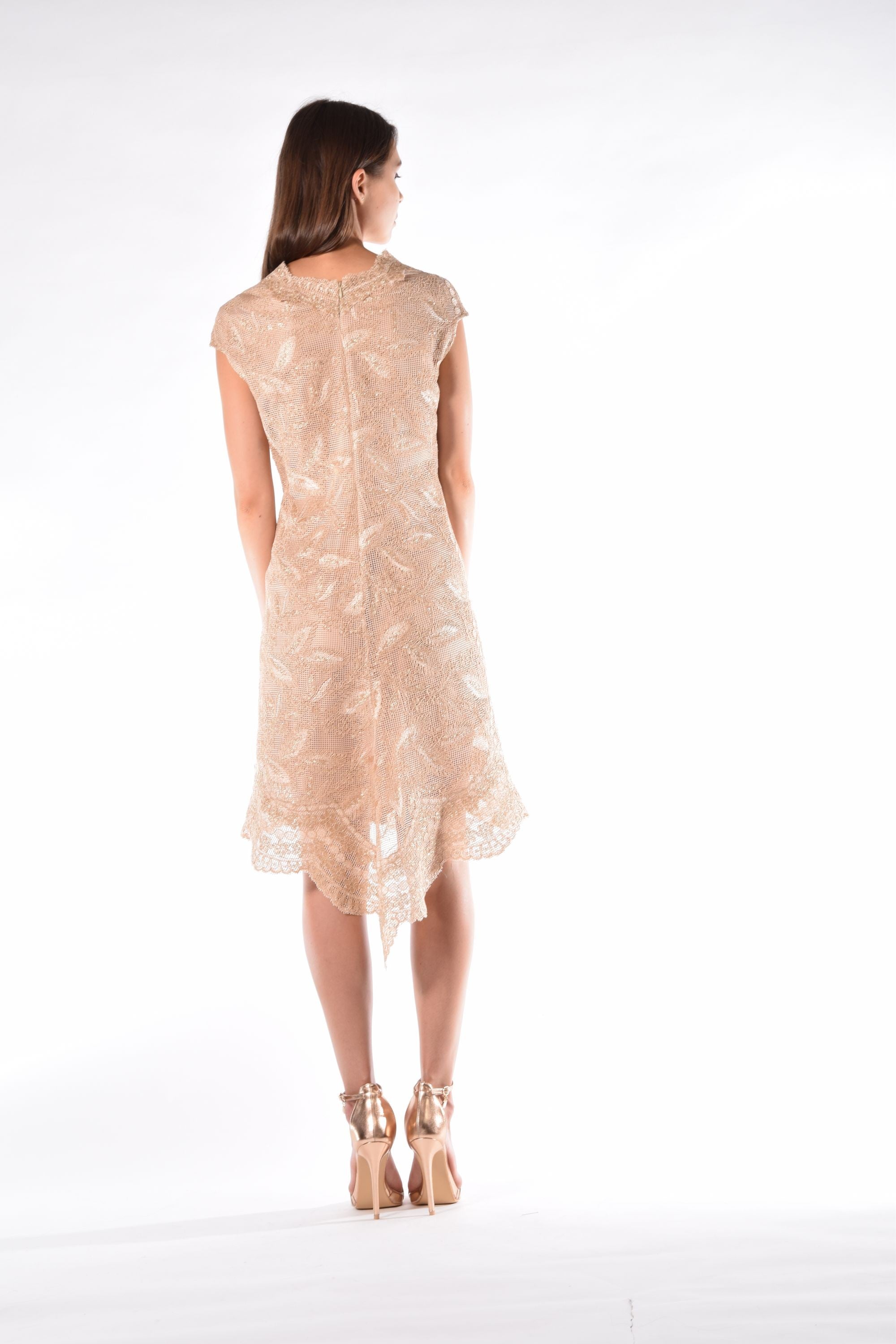 Abito pizzo oro