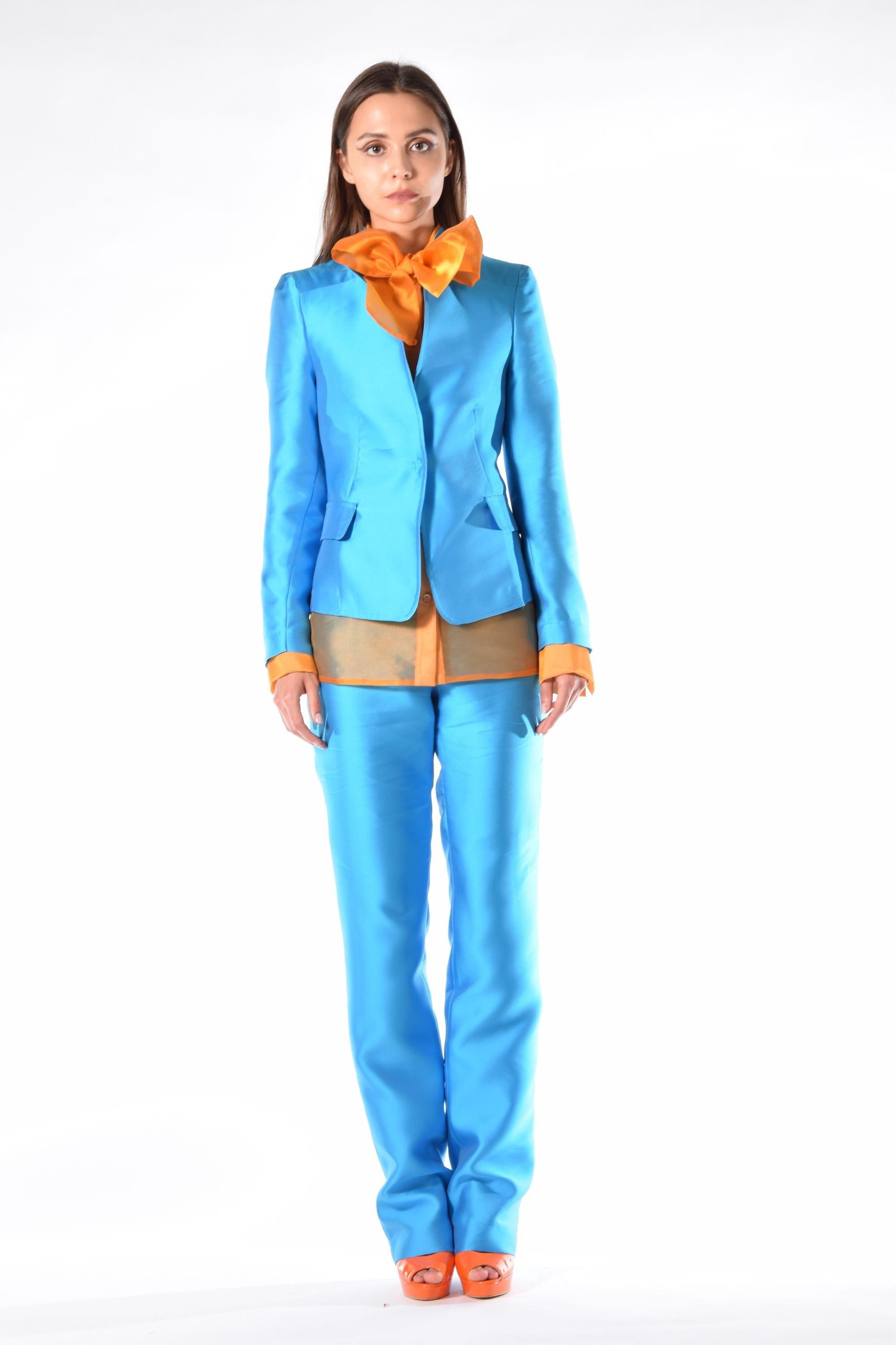 Giacca azzurra in duchesse