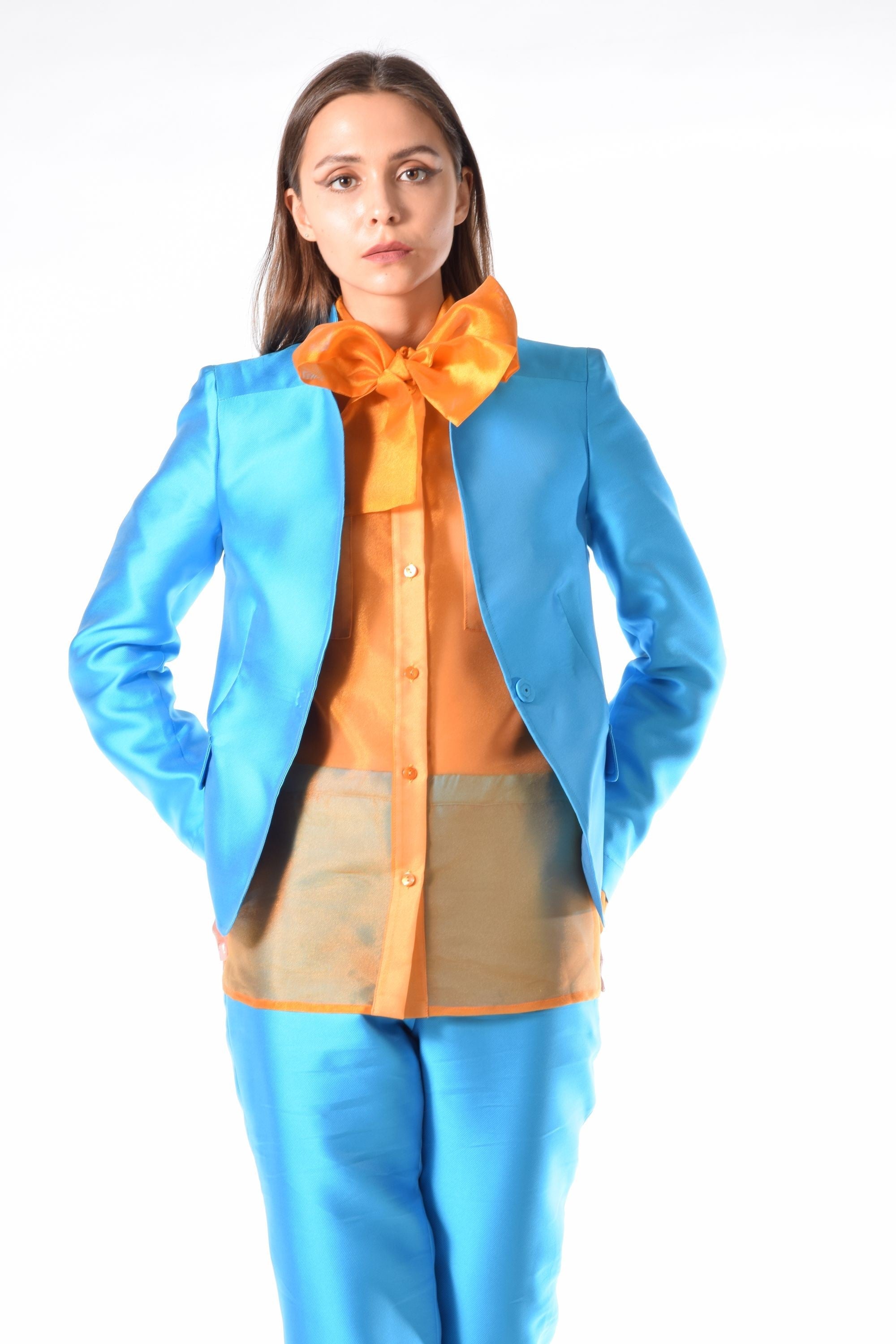 Giacca azzurra in duchesse